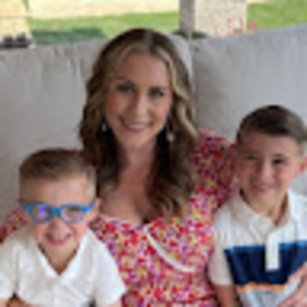 Meet your Posher, Ashley